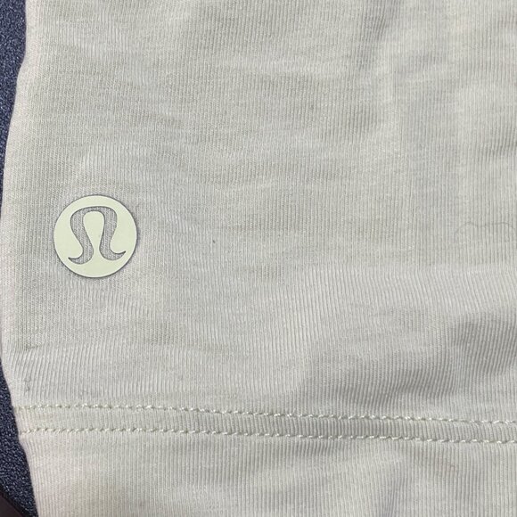 LuluLemon Women's T-Shirt Crew Neck Chartreuse L Large (NO TAG) - Picture 4 of 4